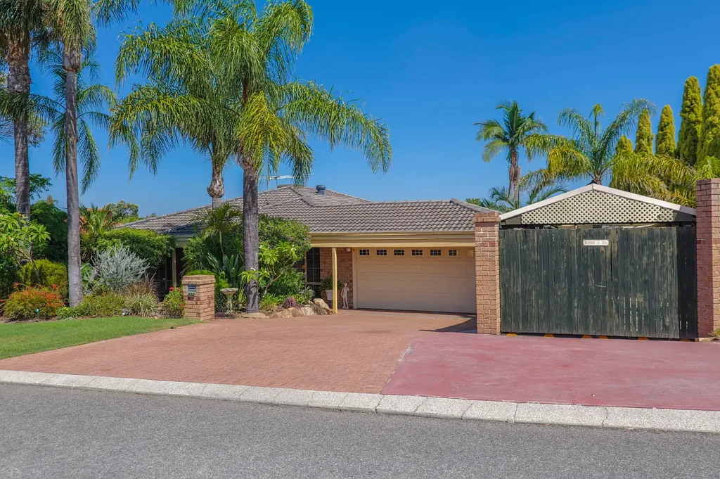 30 Ottawa Crescent, Beechboro, WA 6063