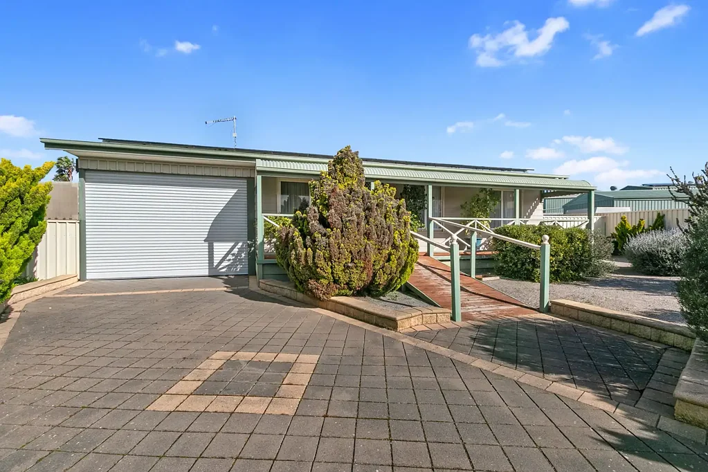 Ardrossan 3બેડરૂમ Low-Maintenance Living on a Generous 1,140m2 Allotment