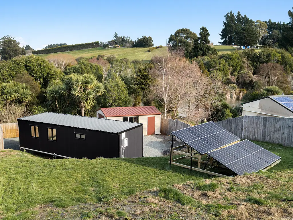 Green Island Affordable living - Solar-powered tiny home