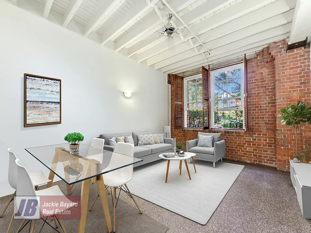 HERITAGE WOOLSTORE LIVING!