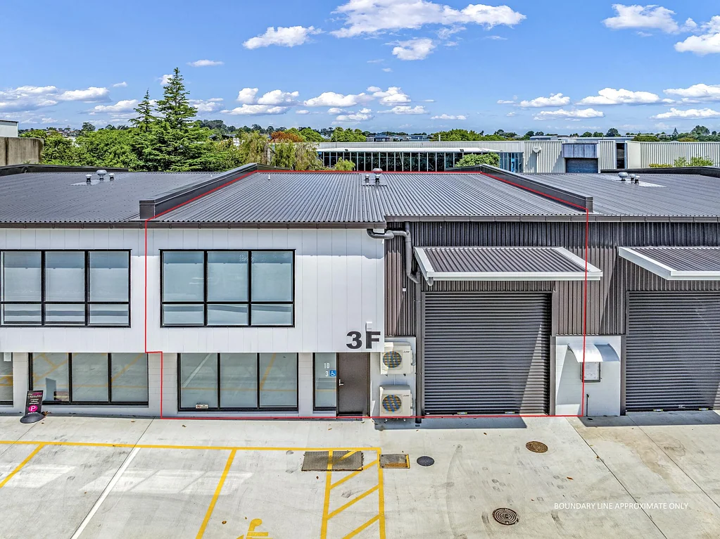 Rosedale Brand New Lease! Office/Warehouse Investment