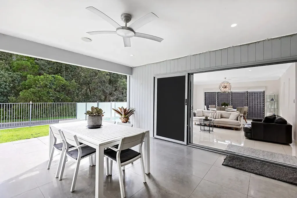Bli Bli 4Phòng ngủ IMMACULATE QUALITY FAMILY HOME: PACKED WITH HIGH END, MODERN STAND-OUT FEATURES!