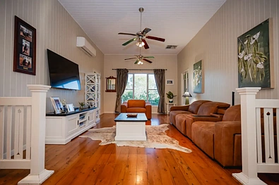 358 Dargal Road, Roma, QLD 4455, 4 slaapkamers, 2 badkamers, House