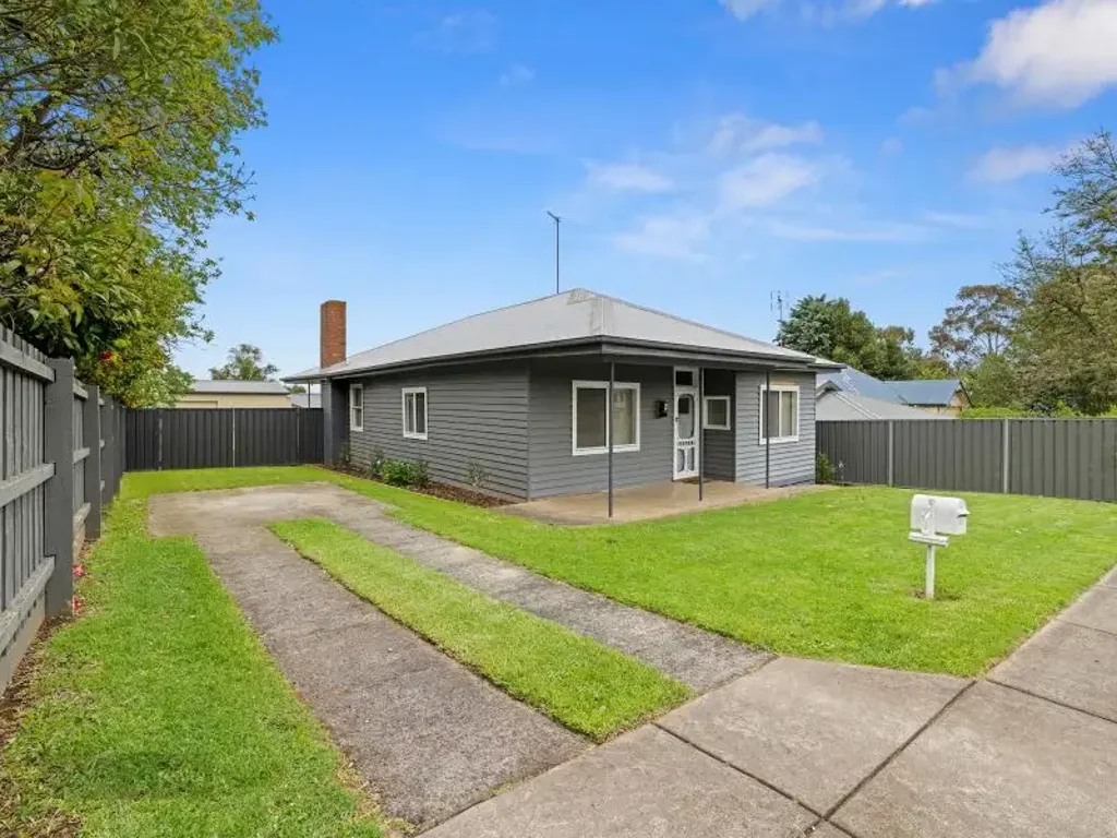 Leongatha 4ਬੈੱਡਰੂਮ Attention first home buyers.
