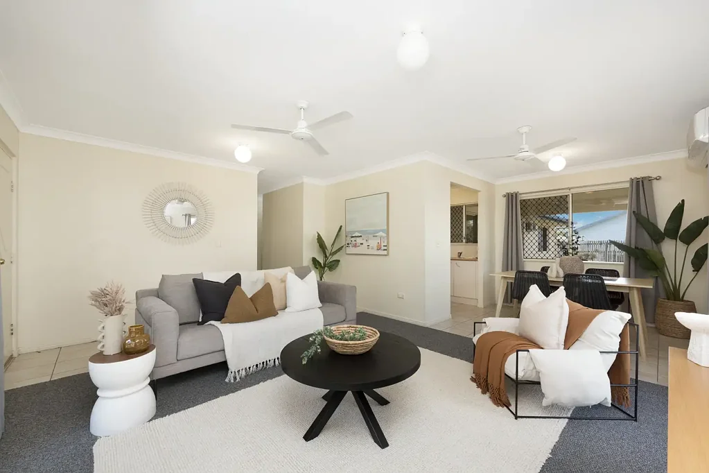 Kirwan 4Zimmer Move-In Ready Family Living - Opposite Parkland in Central Kirwan