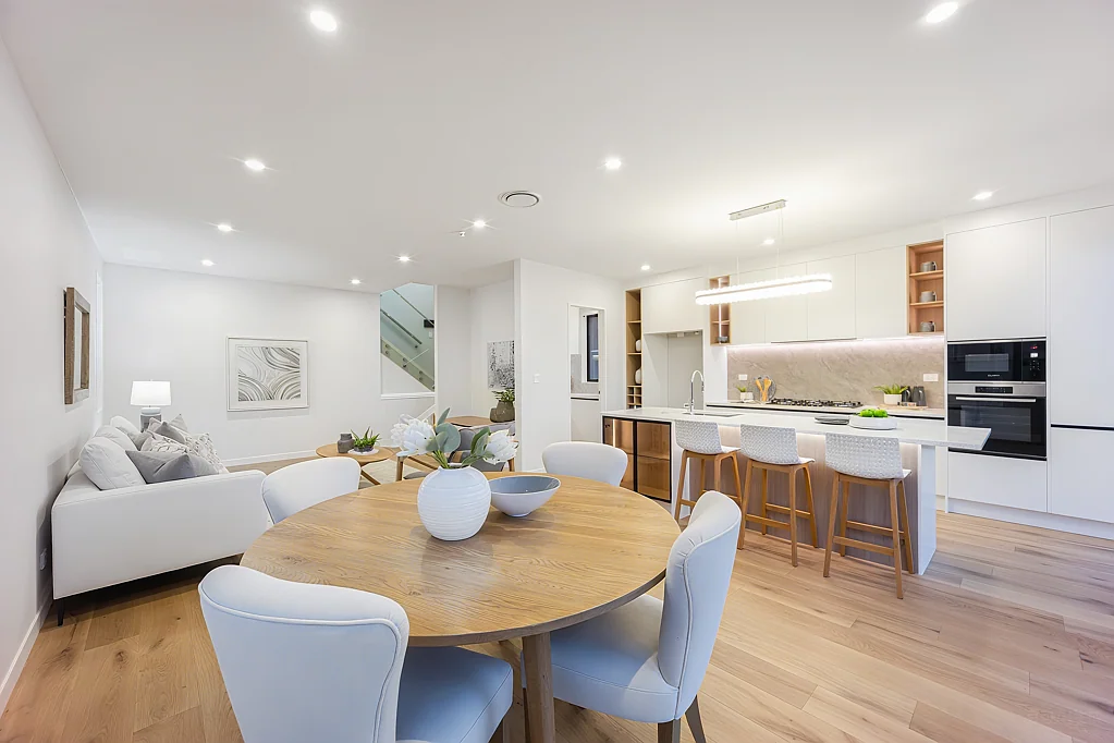 Long Bay 4部屋 Multi-generational Living at its Finest!