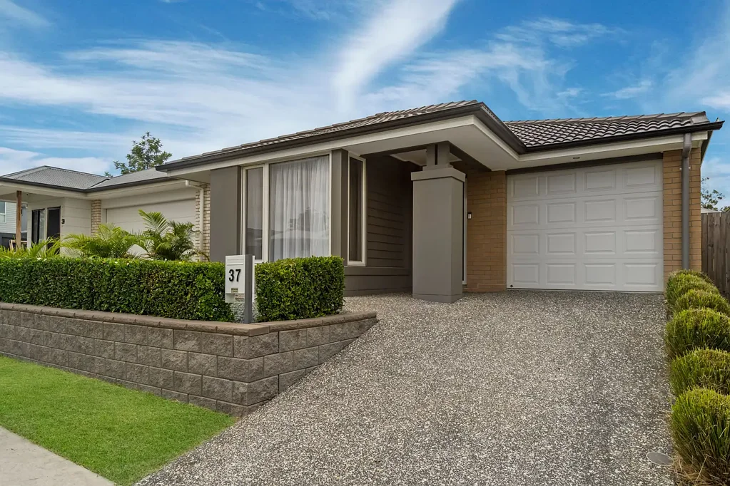 37 Kourounis Street, Logan Reserve, QLD 4133