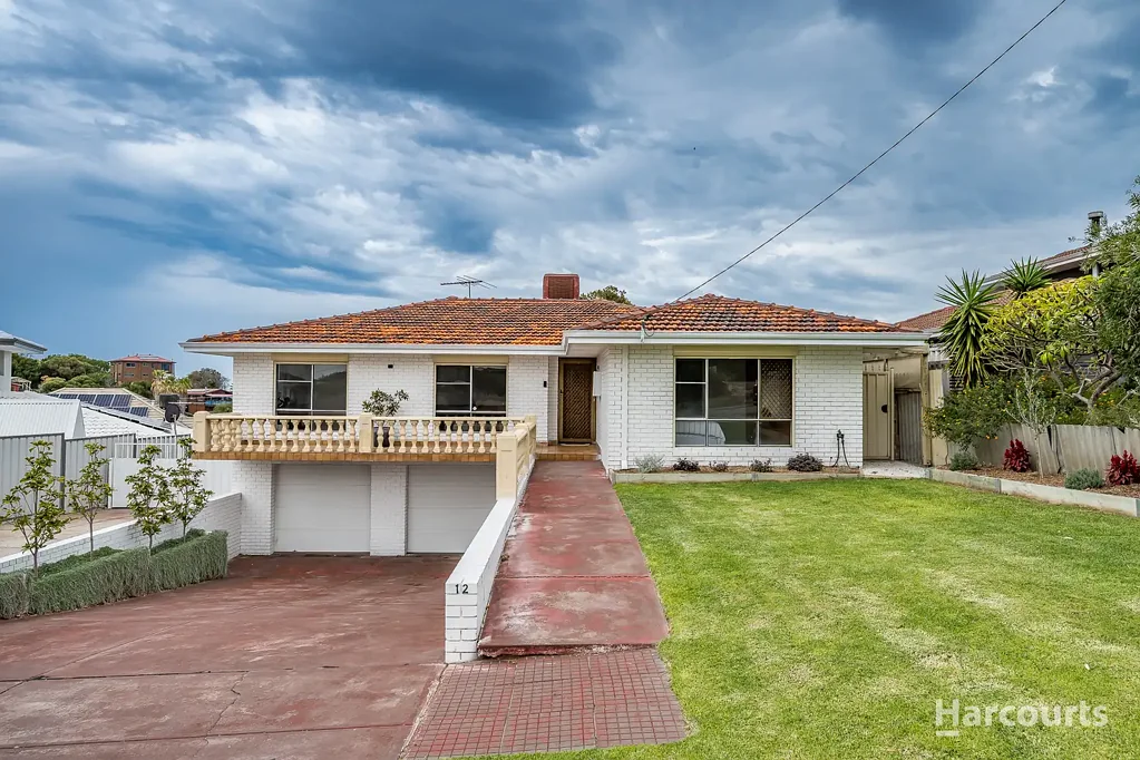 12 Driftwood Rise, Quinns Rocks, WA 6030
