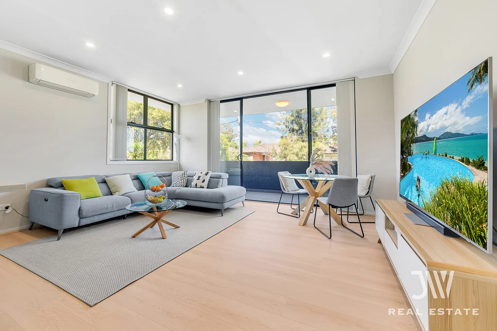 215/25-31 Hope Street, Penrith, NSW 2750