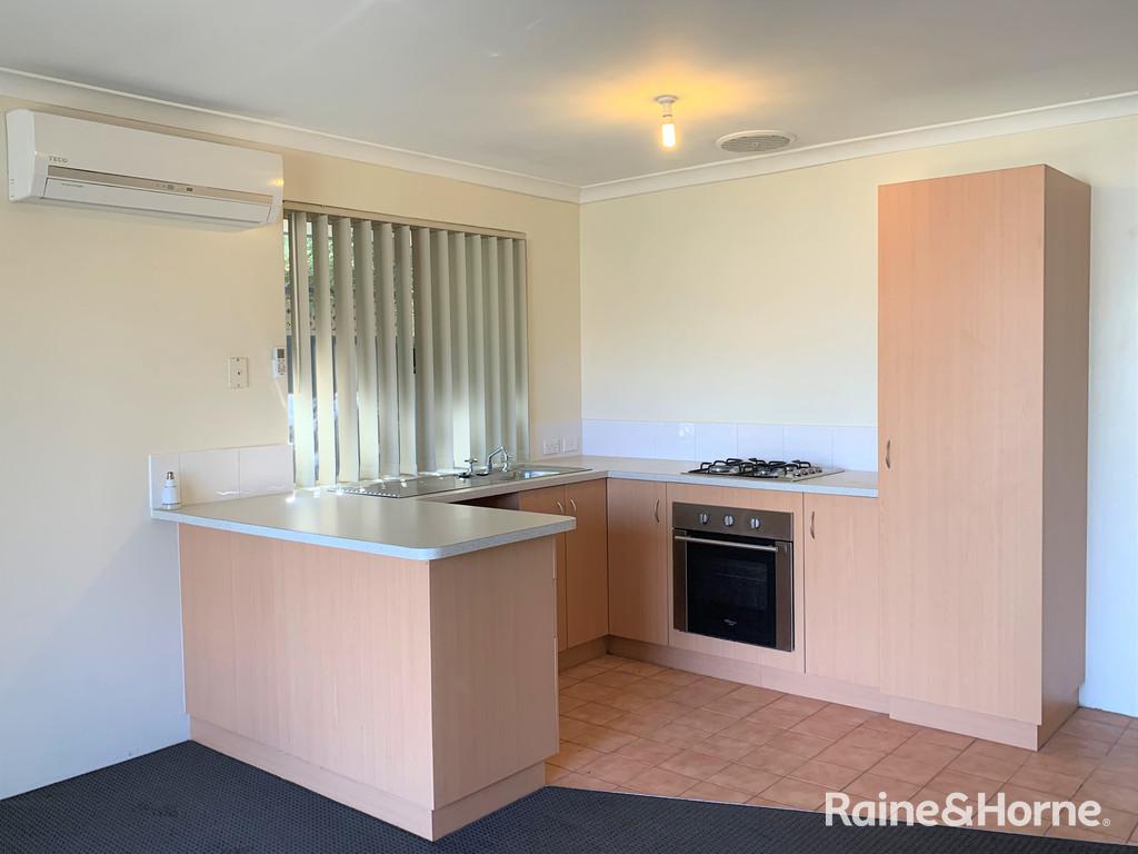 11 COLE ST, MIDLAND WA 6056, 0房, 0浴, House