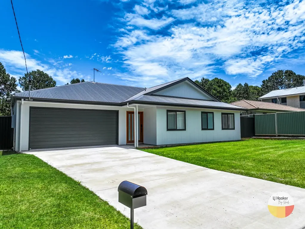 Russell Island 3침실 $599,000 Modern Turn-Key Home