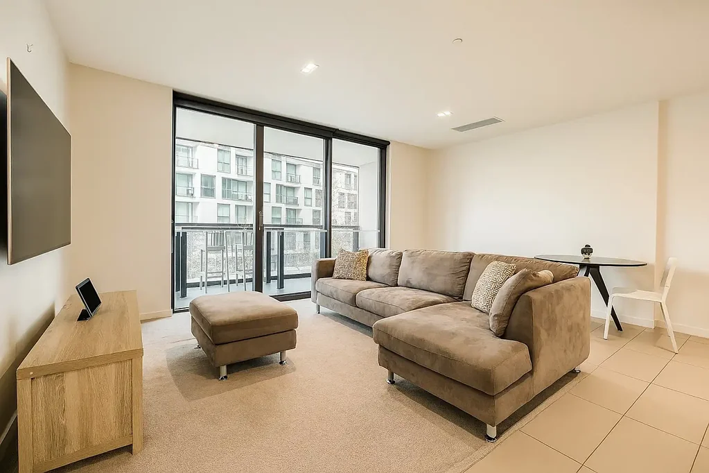 Discover modern Docklands living at Convesso Concavo