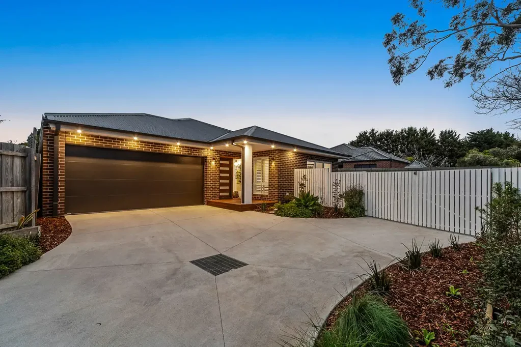 17a Yarralumla Drive, Langwarrin, VIC 3910