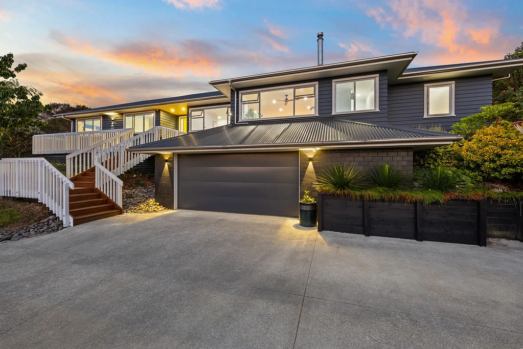 101 Waitakere Road, Waitakere, Waitakere City, Auckland