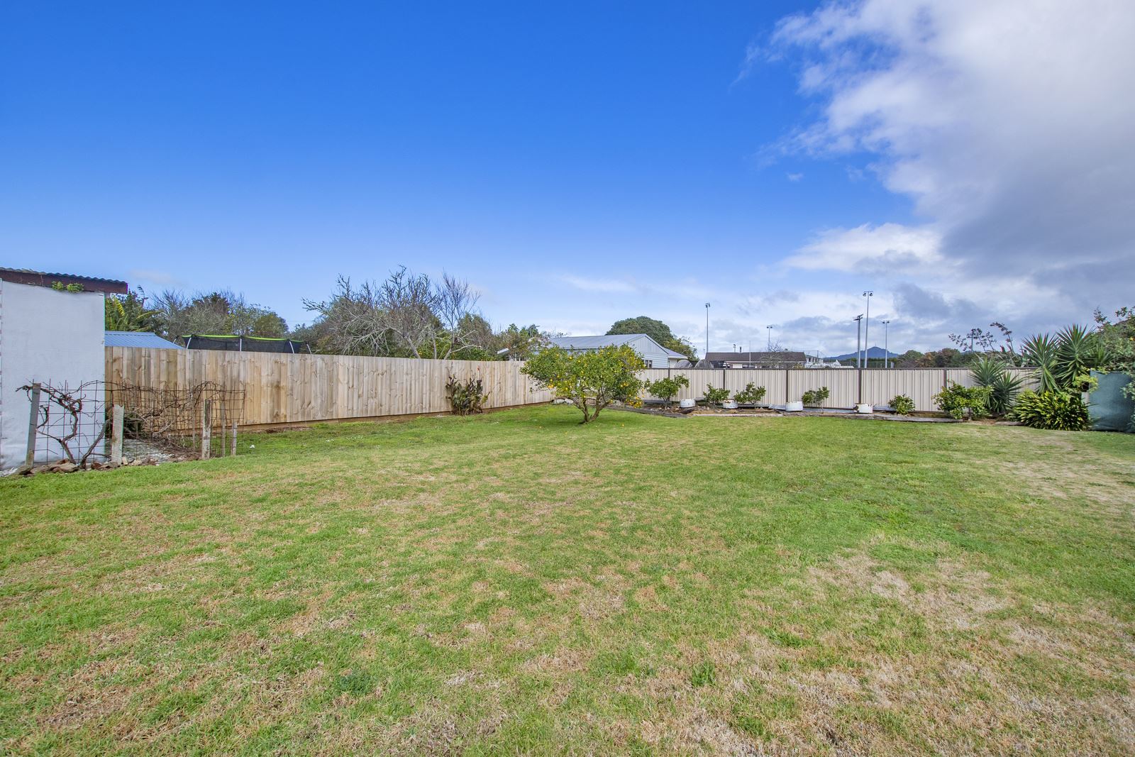 16 Tauraroa Road, Maungakaramea, Whangarei, 3 habitaciones, 0 baños