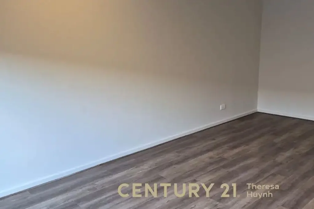 Brand New Spacious Townhouse for Rent - Move in NOW!!