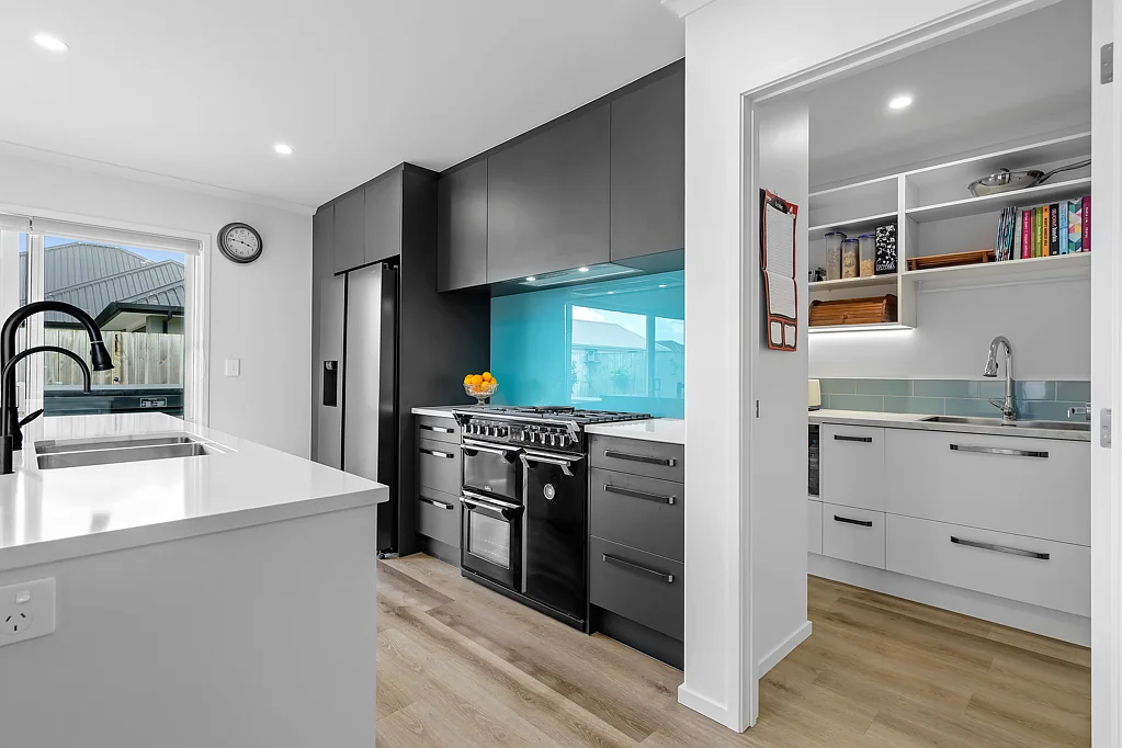 Cambridge 4房  Elevated Elegance on Kaaka