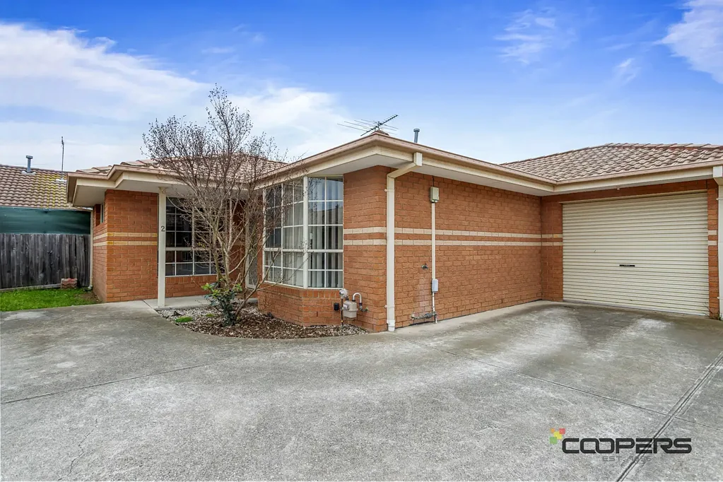 2/17 Toolern Street, Melton South, VIC 3338