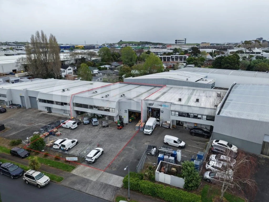 Mount Wellington Modern Industrial Premises with Yard and Access