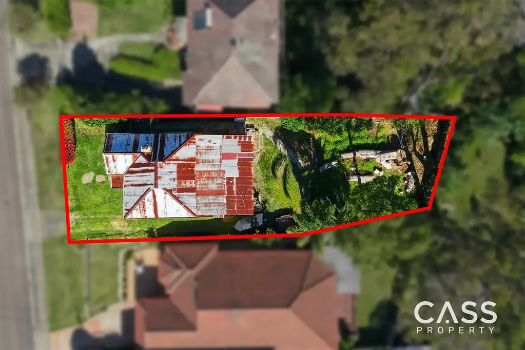 Hornsby 3房 R3中密度地块 701sqm TOD区域 平坦宽阔 强势增长 毗邻交通购物 Development Opportunity in Prime Location