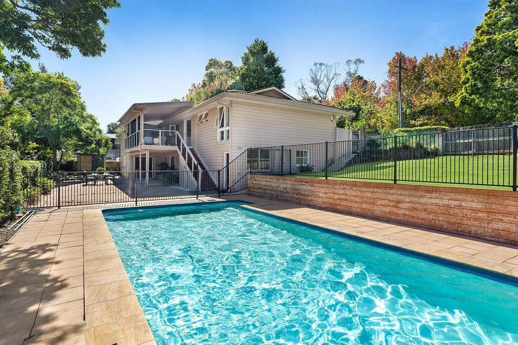 7 Greenhill Crescent, St Ives, NSW 2075