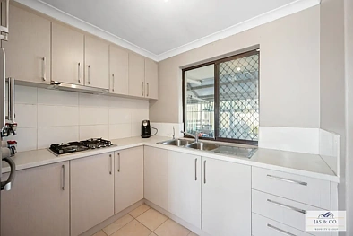 16 Patterson Drive, Middle Swan, WA 6056, 3房, 1浴, House