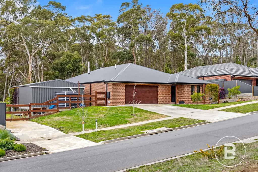 Brown Hill 4Moenga YOUR DREAM RETREAT AWAITS!