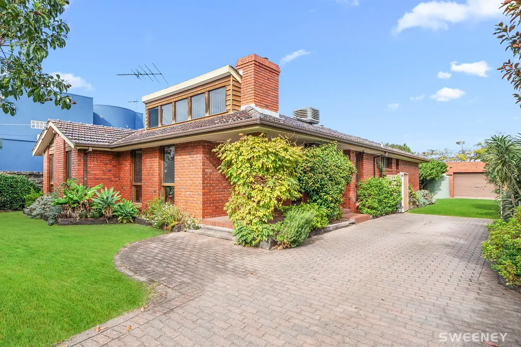 1 Garden Grove, Seaholme, VIC 3018