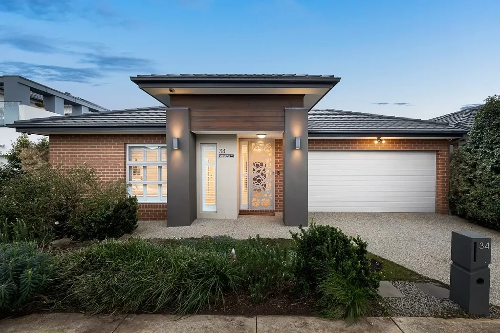 Bonnie Brook 4 Bedroom Impressive Family Home with Space, Style & Exceptional Outdoor Living