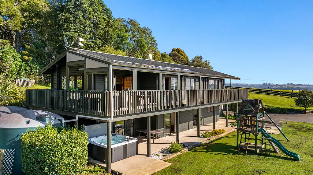 Waiuku 4Zimmer Large Home With Own Bush Setting