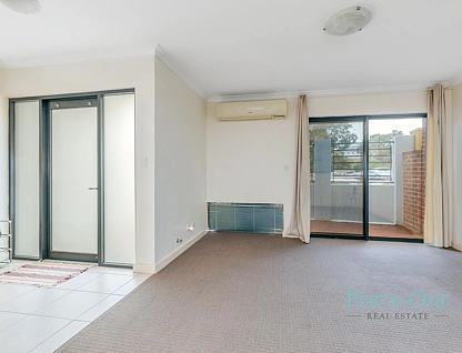 122 Lakeside Drive, Joondalup, North West Perth, 3房, 2浴, House