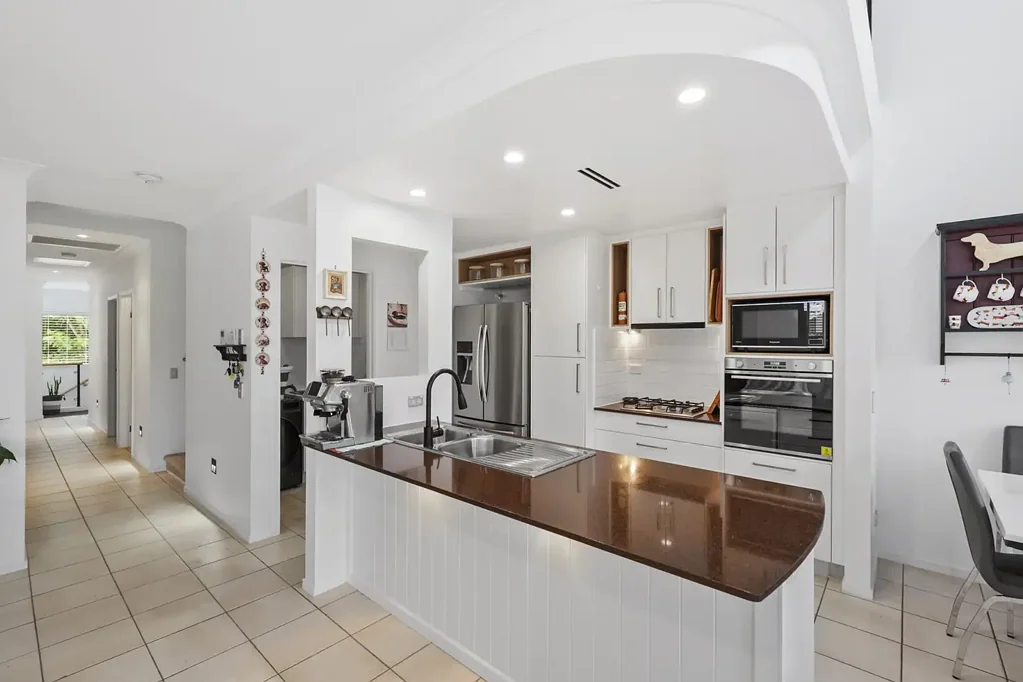 Carrara 2房  Owners Have Purchased Elsewhere – Must Be Sold!