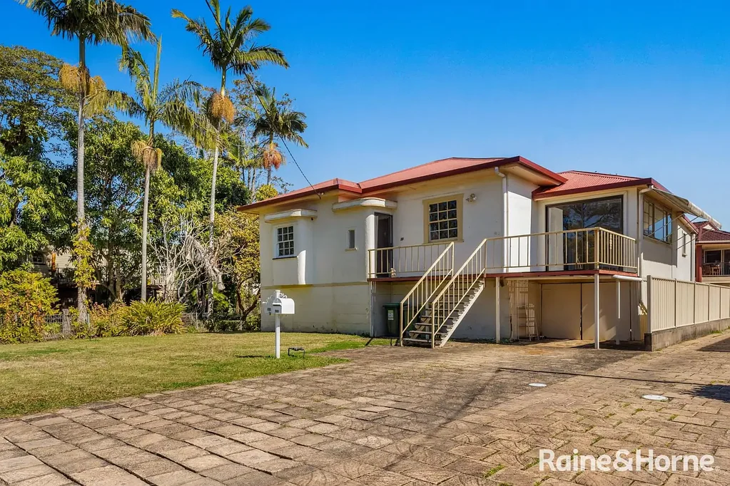 East Lismore 3 Bedroom UNDER OFFER ! With Robbie Pruess