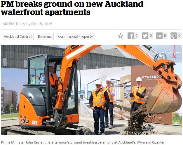 住宅·AKL滨水住宅项目开工 总理亲驾挖掘机铲土