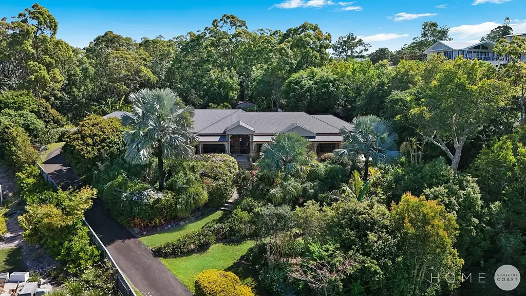Valdora 4 Bedroom DRESS-CIRCLE ACREAGE WITH OCEAN VIEWS & USABLE LAND
