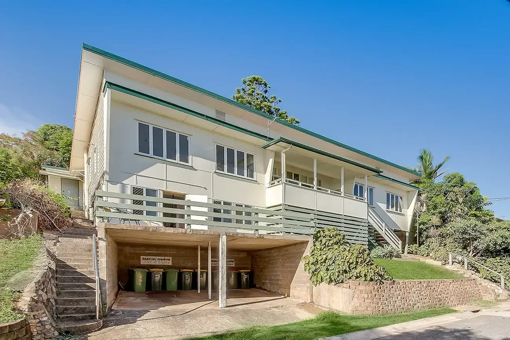 Yeppoon 6 Slaapkamer Prime Position, Endless Potential!
