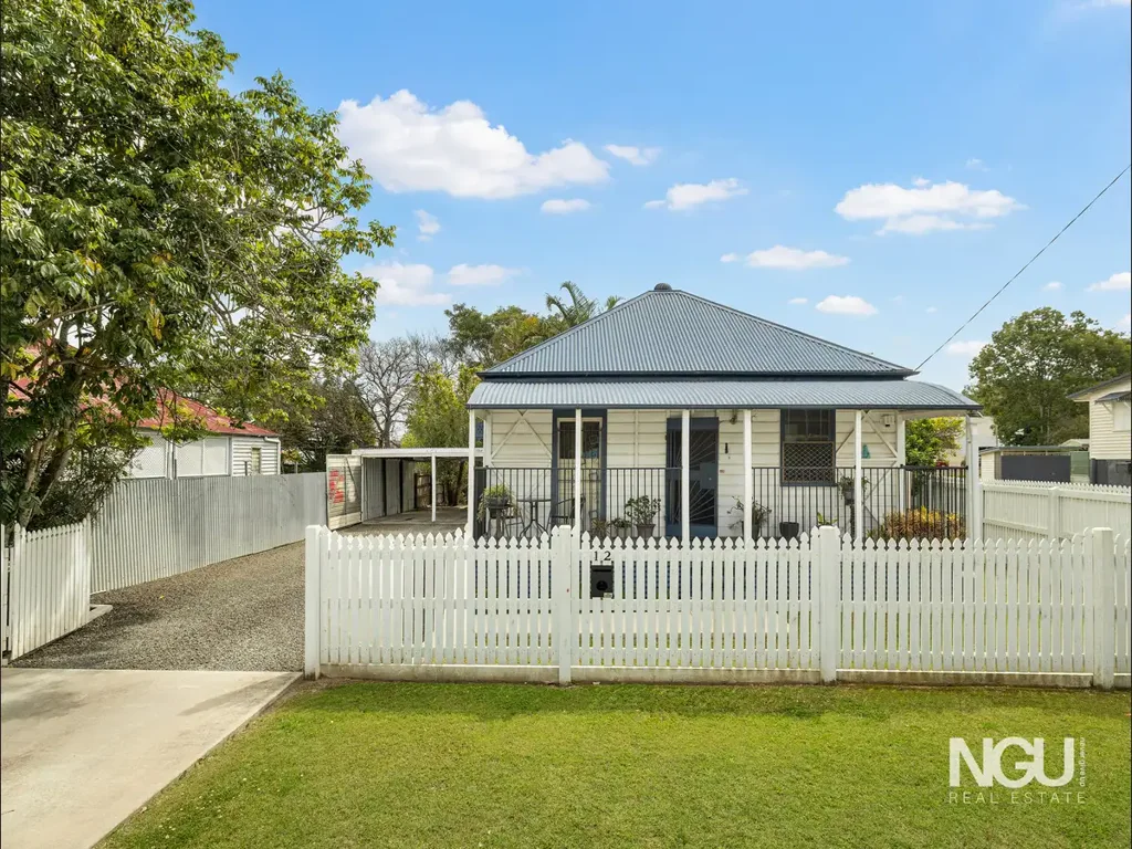 Bundamba 2 Bedroom Character Cottage and Studio Versatility