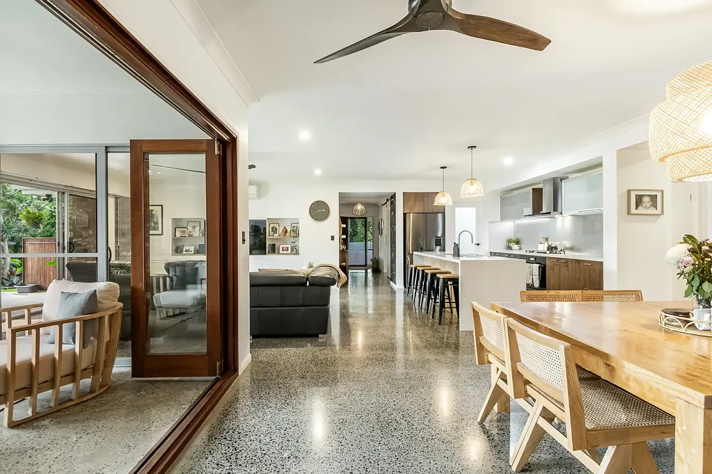 Lennox Head 5房  Modern rainforest sanctuary in prized Lennox Head enclave