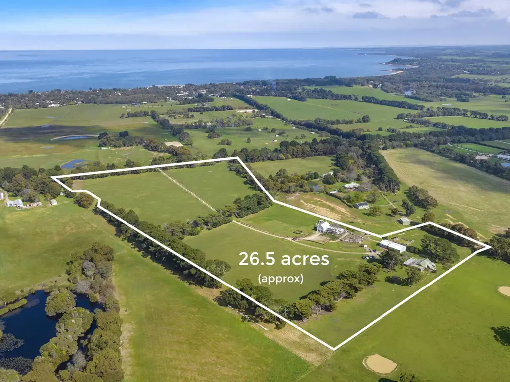Somers 5 Bedroom Exquisite Rural Haven with Coastal Charm