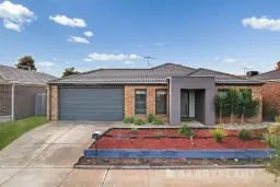 34 Saltbush Crescent, Brookfield