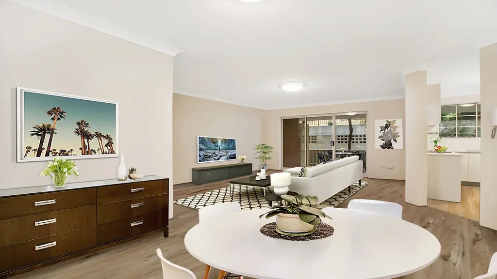 Oversized First Floor Apartment with Double Lock Up Garage