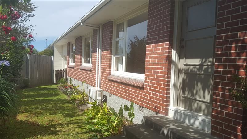 1/98 Crofton Road, Harewood, Christchurch, 2房, 1浴