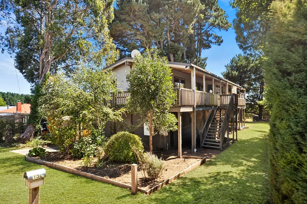 Lyonville 2Habitaciones COMMANDING VIEWS AWAIT