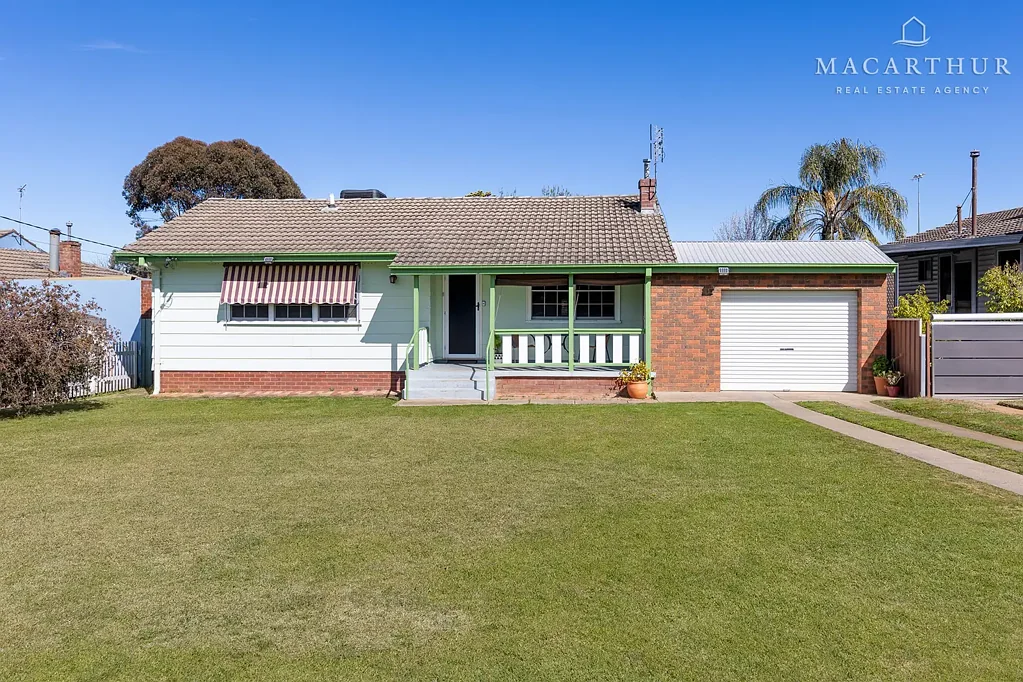 13 Tichborne Crescent, Kooringal, NSW 2650