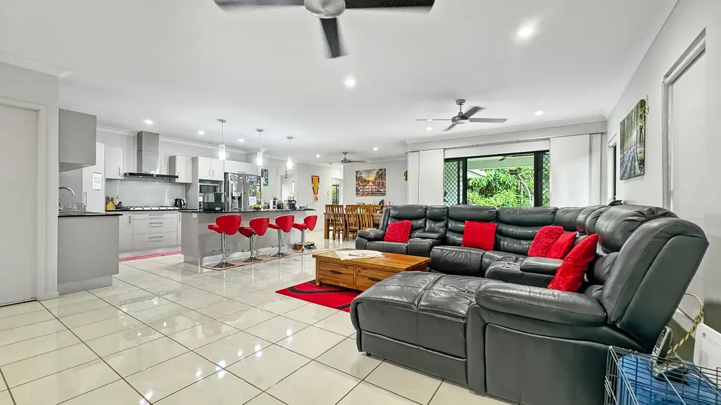 44 Perserverance Street, Redlynch, QLD 4870
