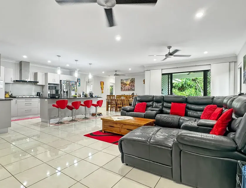 44 Perserverance Street, Redlynch, QLD 4870, 4 ਕਮਰੇ, 2 ਬਾਥਰੂਮ, House