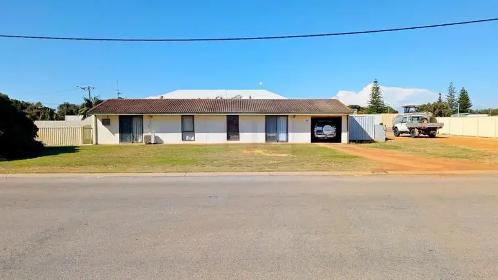 30 Doust Street, Jurien Bay, WA 6516