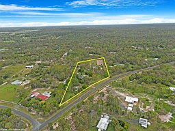 79 Honeyeater Drive, Walligan