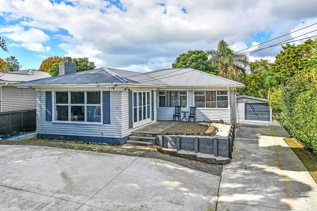 Manurewa 3房  #GAMEDAY Public Notice - Auction Moved to 3rd June