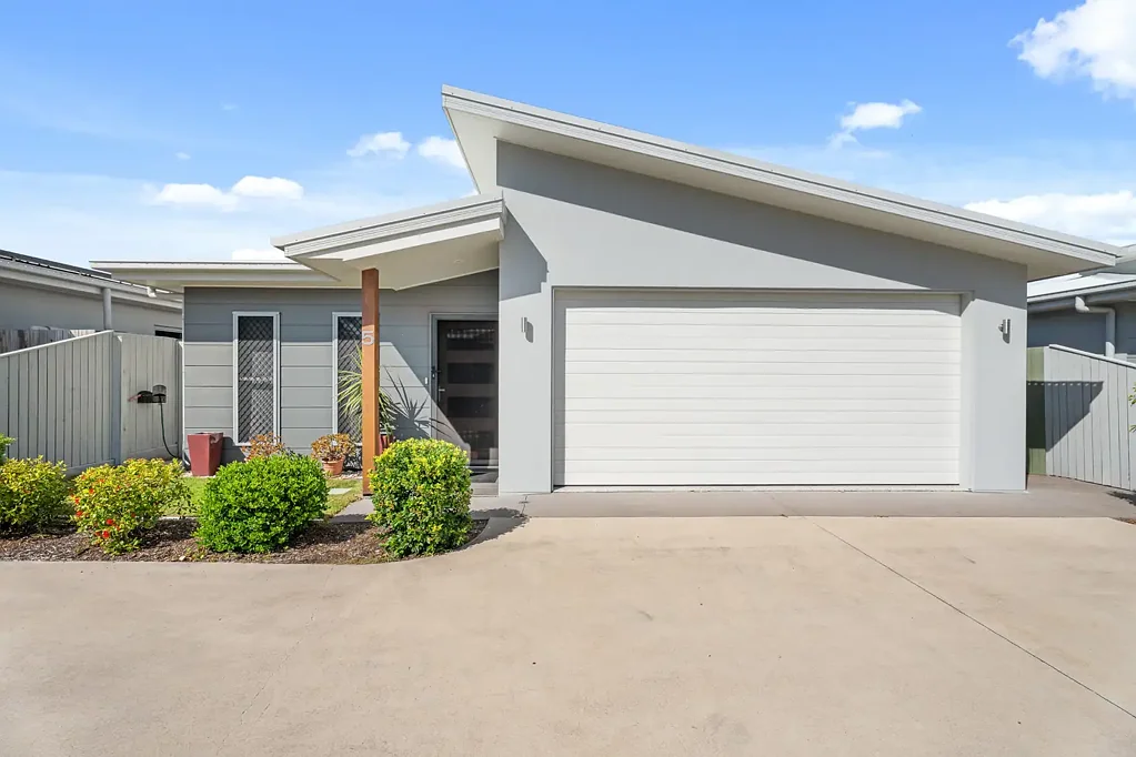 5/12 Honiton Street, Torquay, QLD 4655